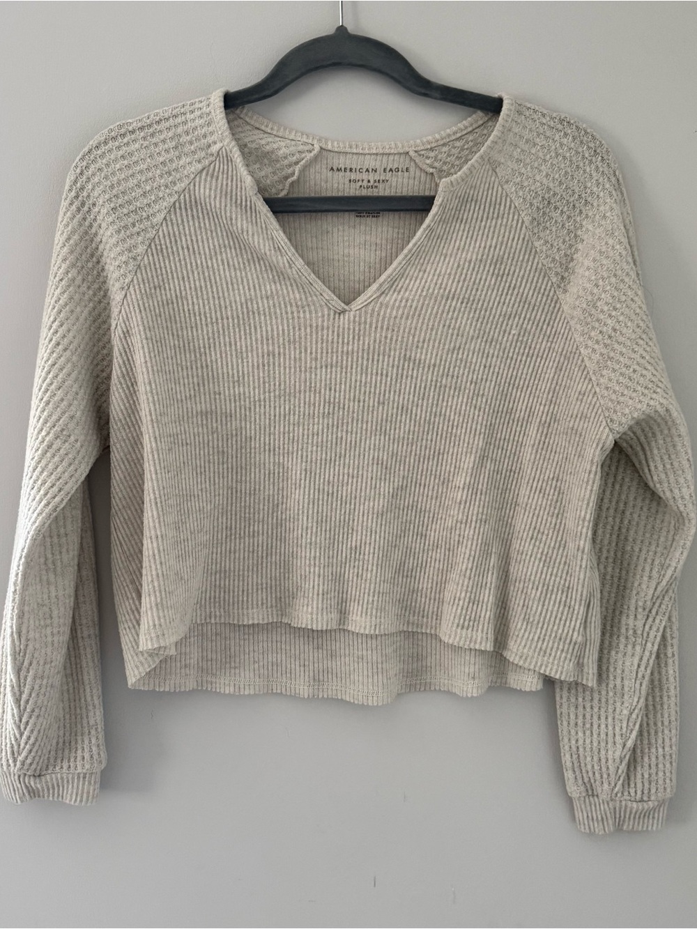 American Eagle Outfitters Women's Oatmeal Ribbed V-Neck Sweater